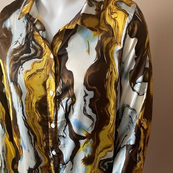 NWT- Fashion Nova Satin Shirt Dress - Size 1X - Picture 13 of 17